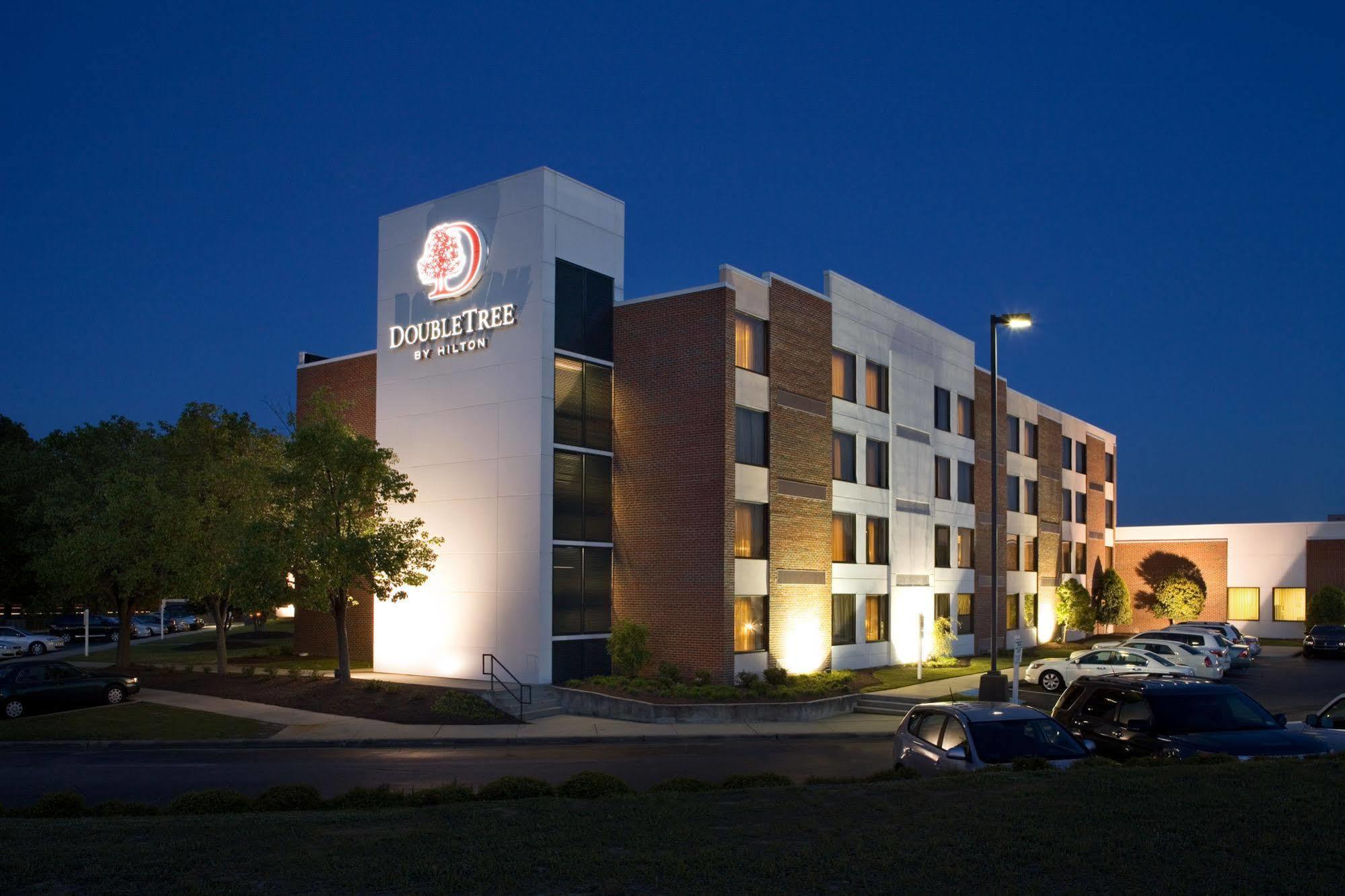 Готель Doubletree By Hilton Рокі-Маунт Екстер'єр фото